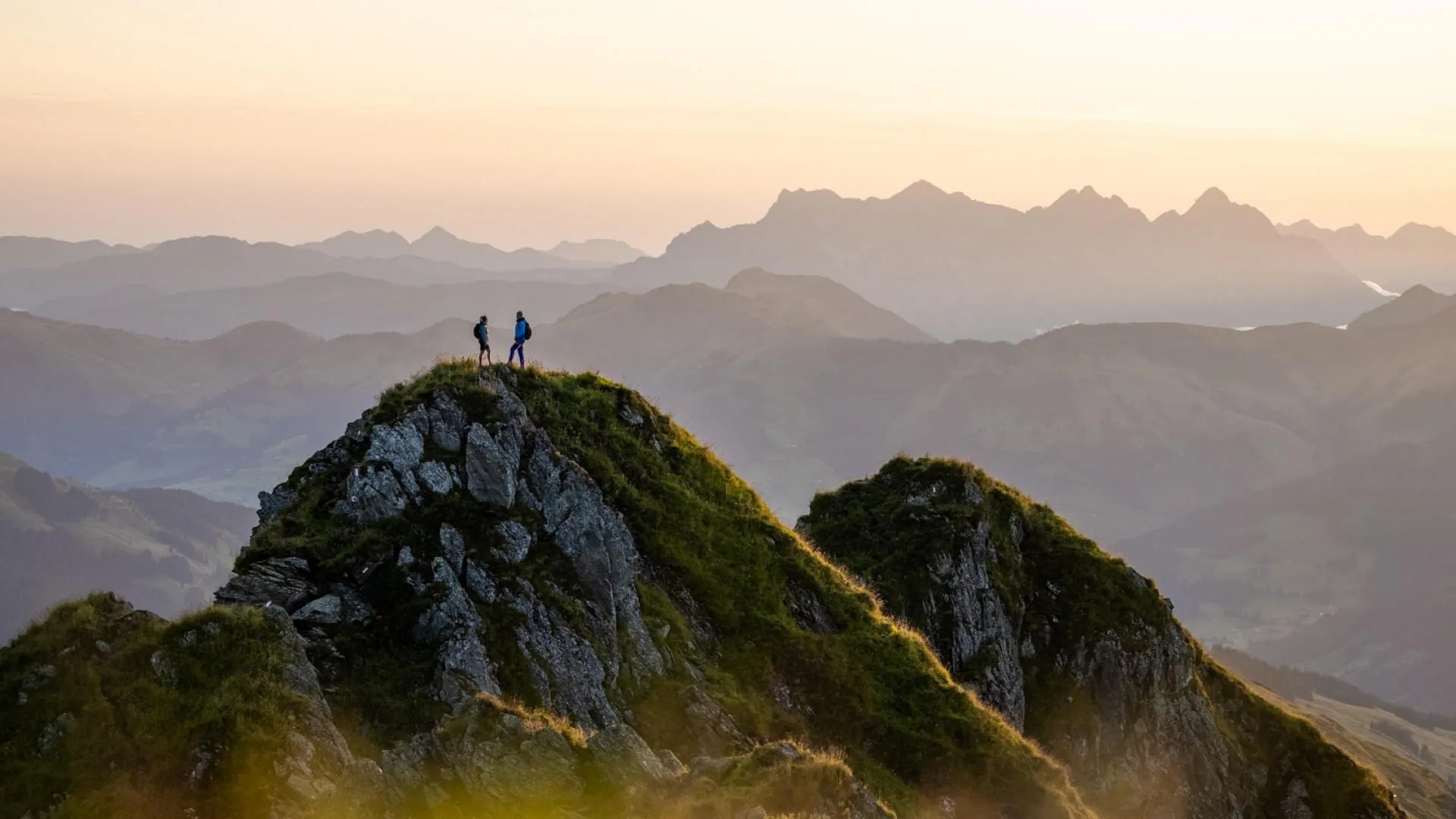 Wanderer-am-Kroendlhorn